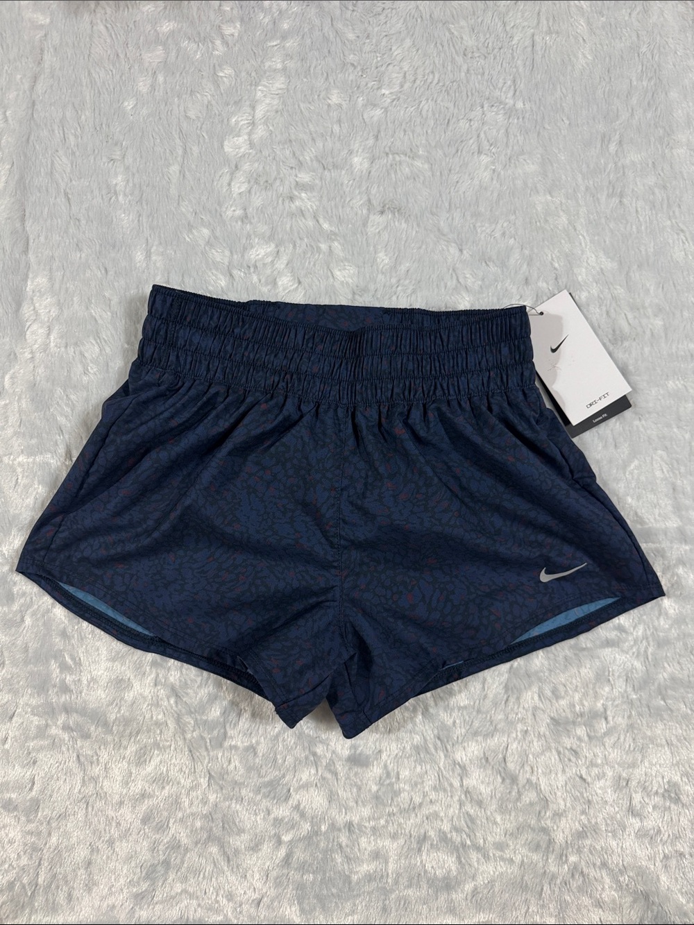 Nike NWT Women's Dark Navy Athletic Training Shorts with Reflective Swoosh